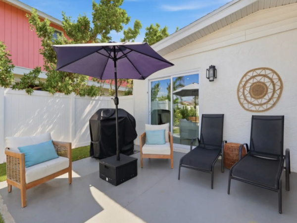 Premier Vacation Rental Near Gulf Beaches - 4-Bedroom Home in Bradenton Beach